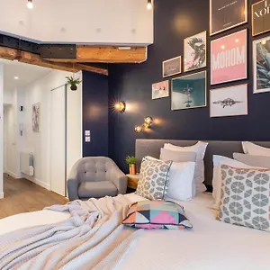 Mohom - Berges Du Rhone Appartement