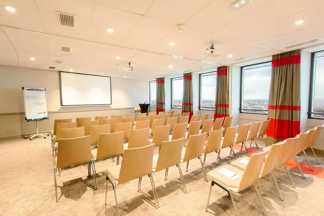 Radisson Blu Hotel, Lyon Hotel