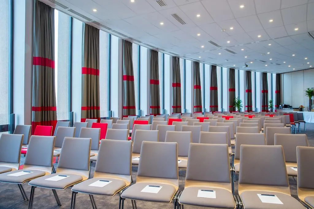 Radisson Blu Hotel, Lyon 4*,  Francja